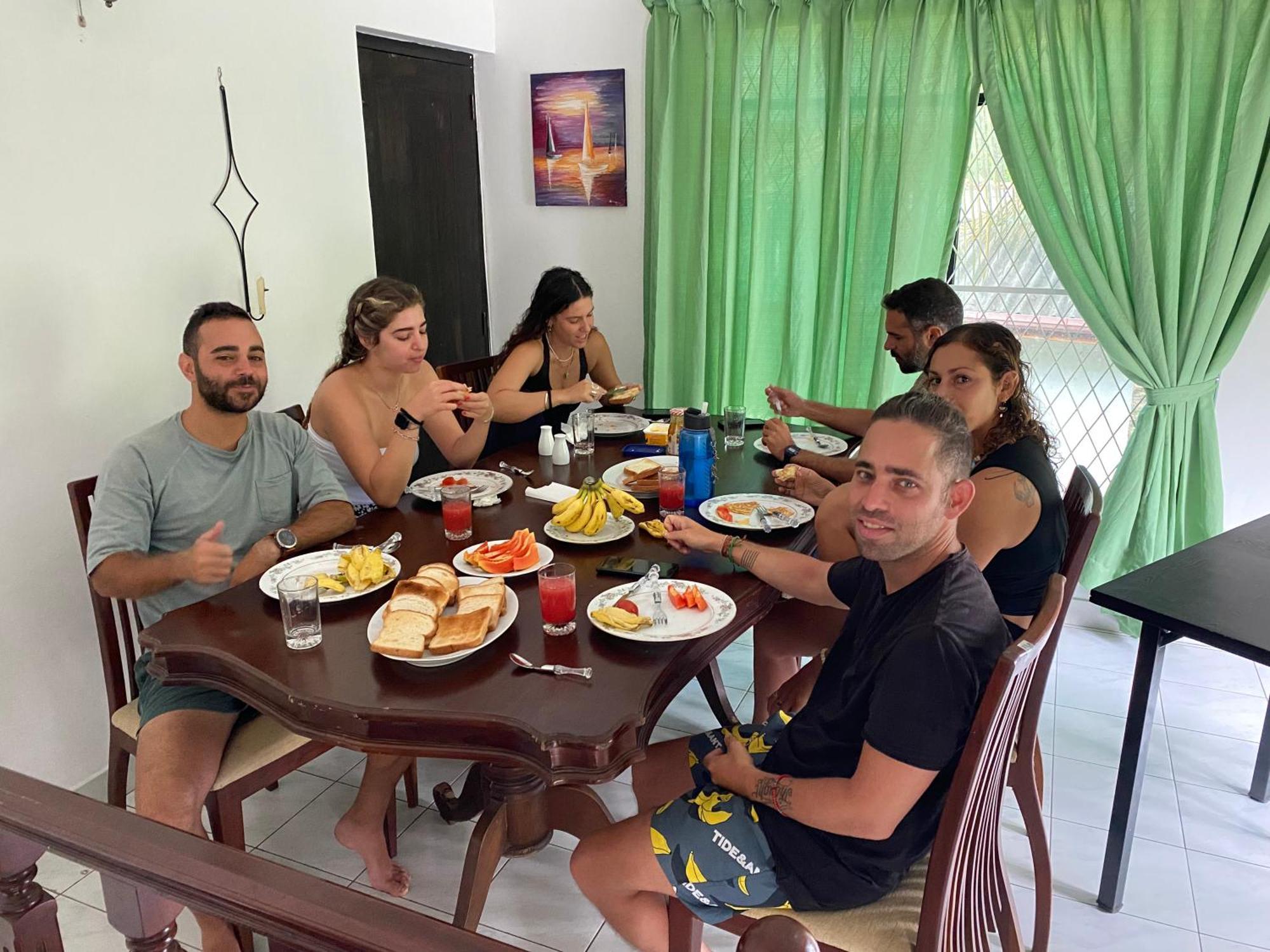 Cloud Inn Kandy Homestay Ngoại thất bức ảnh